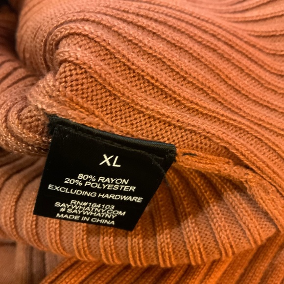 Say What two ounce sweater set. Size XL - Picture 8 of 8